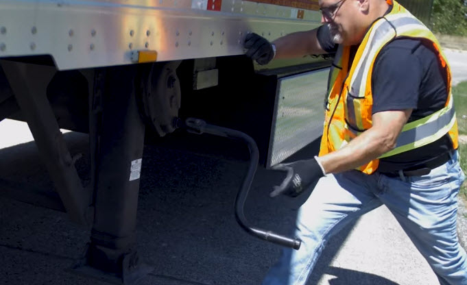 SafetyDriven Insider Tips – Picking Up Your Trailer